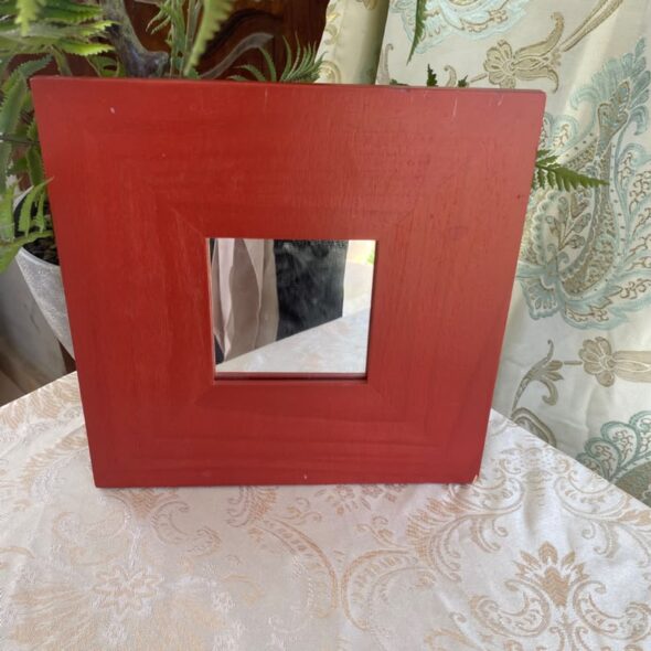 Petit miroir décoratif rouge - 1500 FCFA