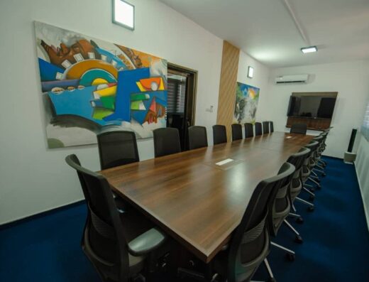 Location de salle de conférence professionnelle Lomé -Salle PHENIX