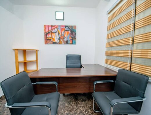 Location bureau et salle de réunion privée Lomé : Salle Facon