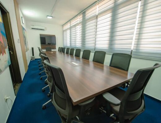 Location de salle de conférence professionnelle Lomé -Salle PHENIX